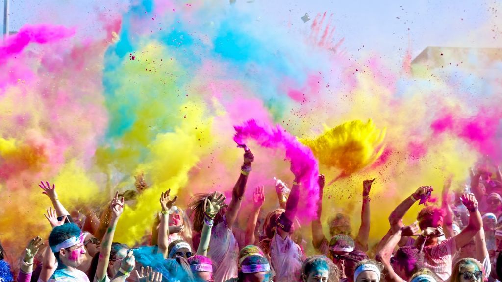 The color run fa tappa a Rimini